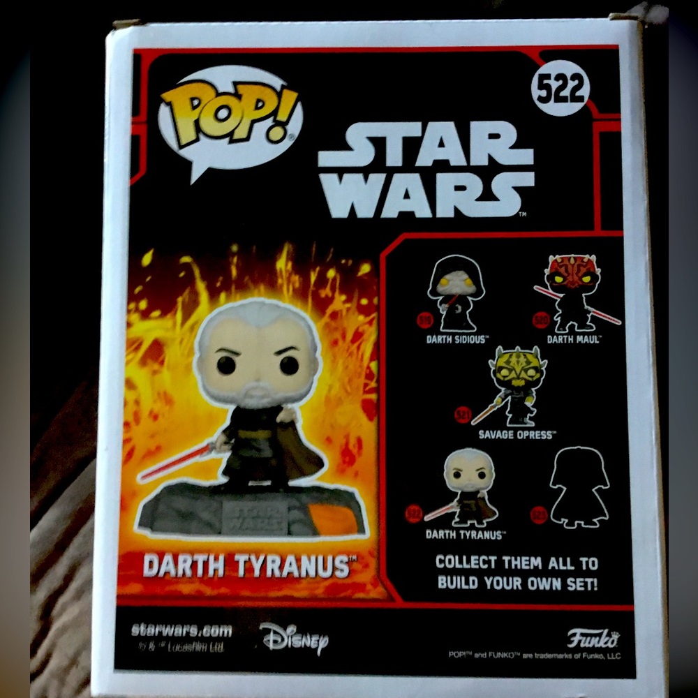 Pop! Funko Red Saber Series Star Wars Darth Tyranus 522 Glow in the Dark